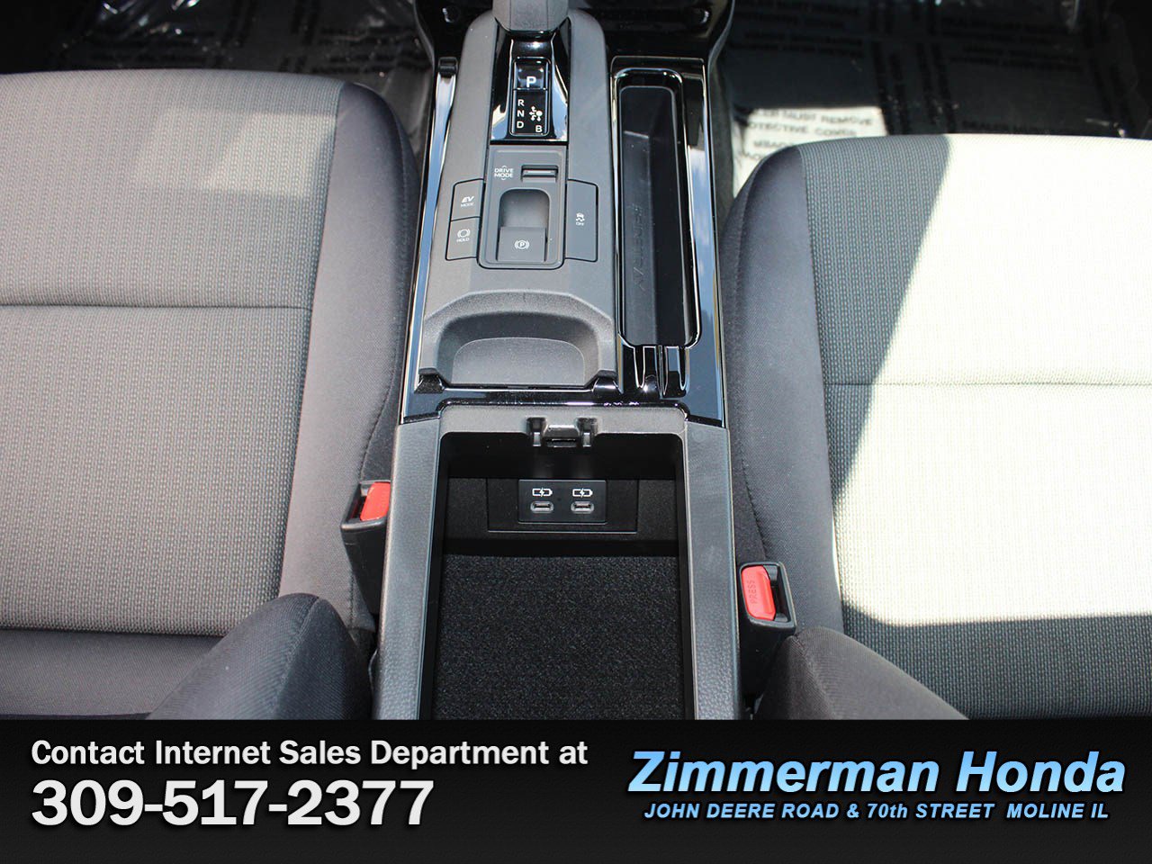Used 2023 Toyota Prius LE FWD image 18