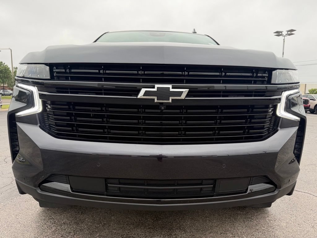 Used 2024 Chevrolet Tahoe RST w/ Luxury Package AWD/4WD image 12