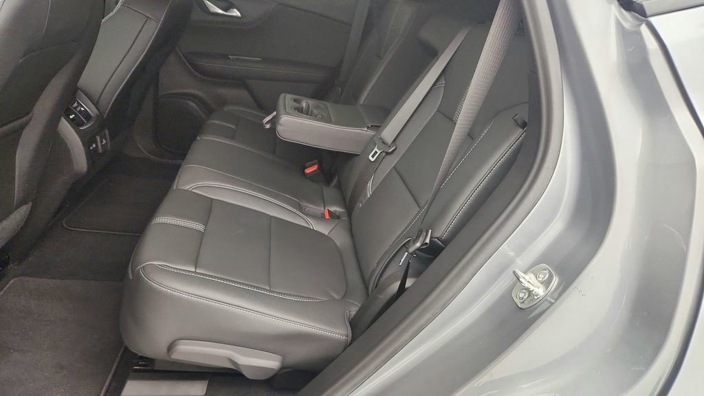 New 2025 Chevrolet Blazer LT w/ Sound & Technology Package image 28