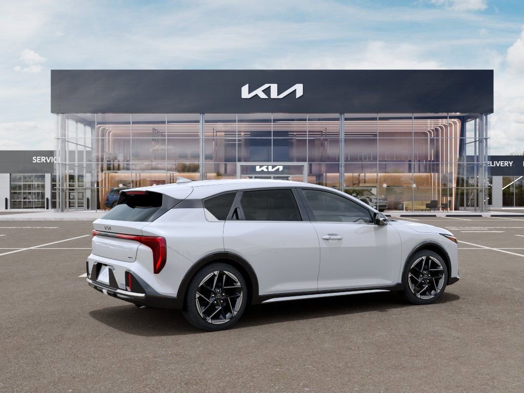 New 2026 Kia K4 GT-Line image 6