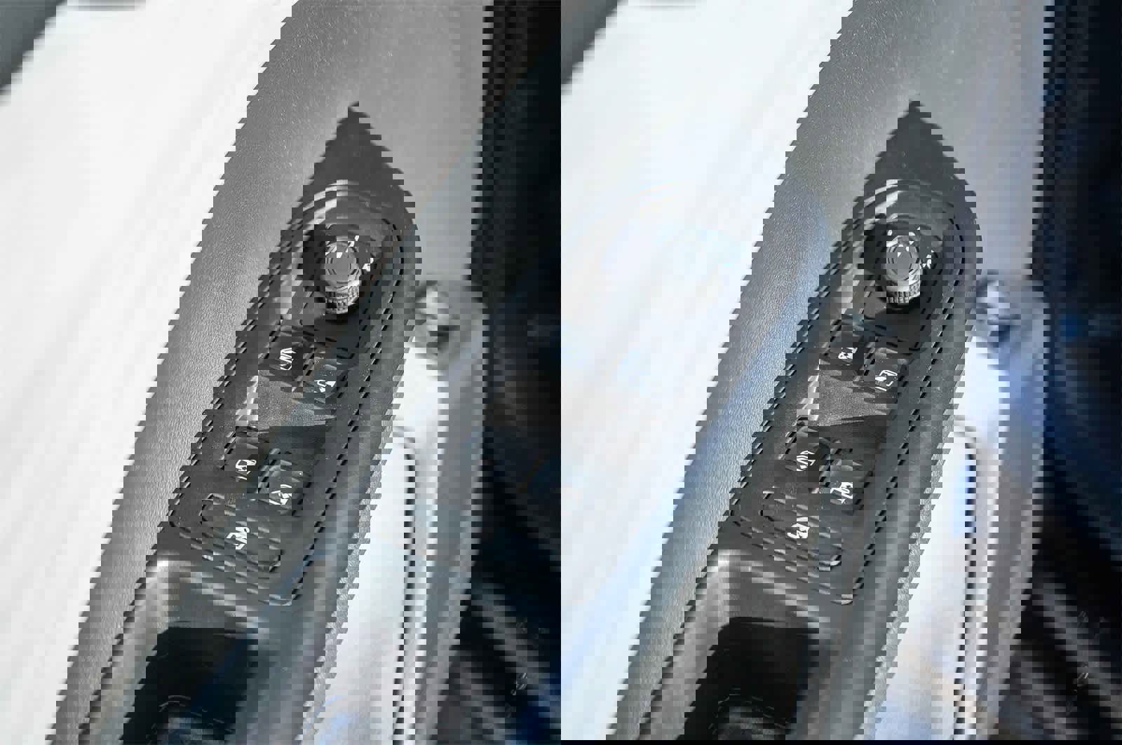 Used 2024 Volkswagen Taos S image 19