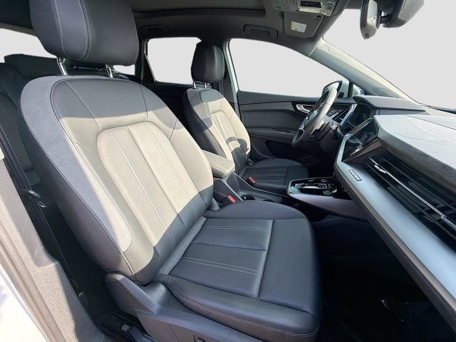 Used 2025 Audi Q4 e-tron Premium w/ Convenience Package RWD image 14