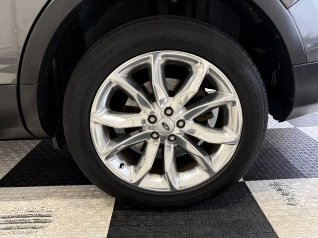 Used 2015 Ford Explorer Limited w/ Equipment Group 302A AWD/4WD image 12