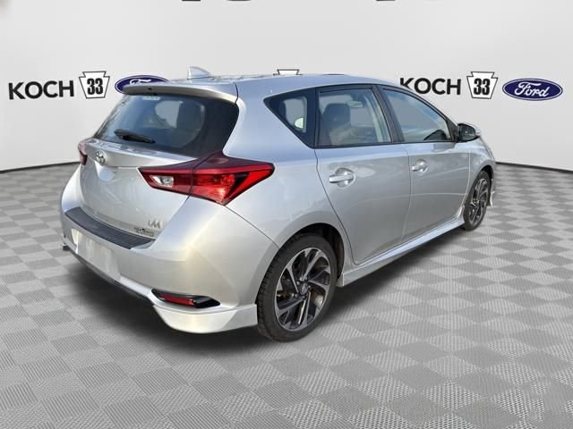Used 2018 Toyota Corolla iM image 7