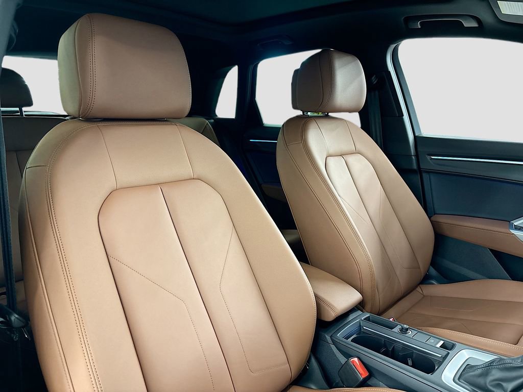 New 2025 Audi Q3 2.0T Premium Plus image 15