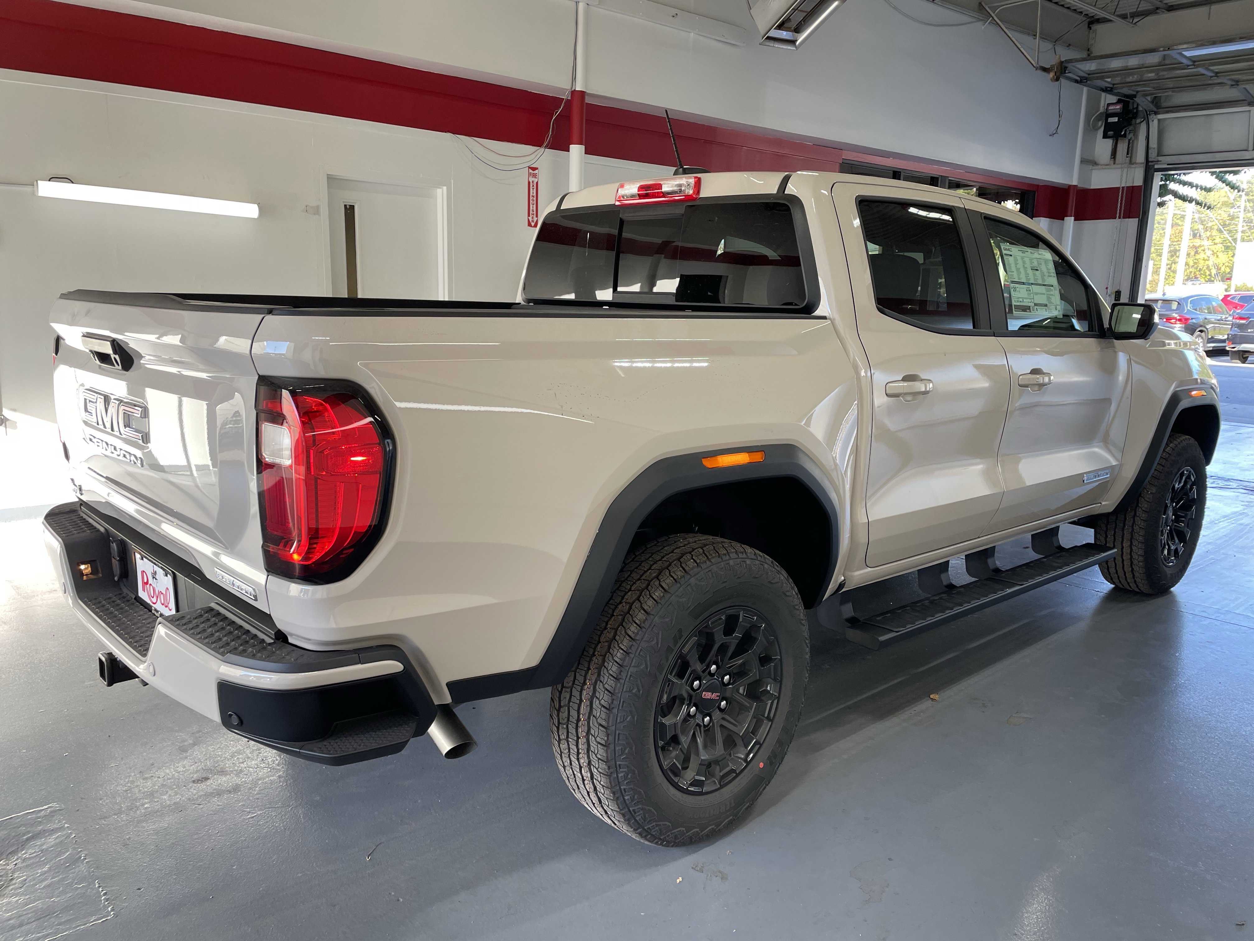 New 2026 GMC Canyon Elevation w/ Convenience Package RWD image 4