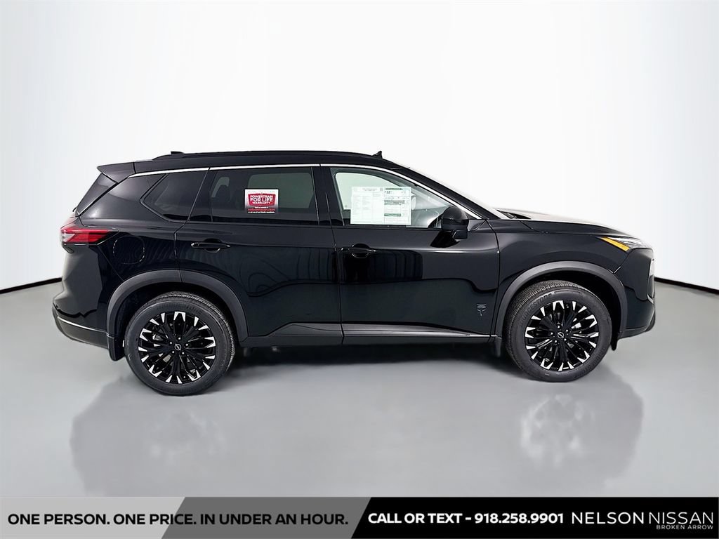 New 2026 Nissan Rogue Dark Armor FWD image 4