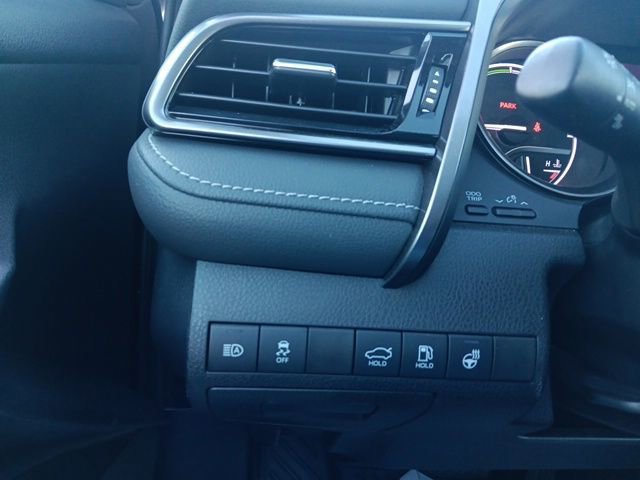Used 2022 Toyota Camry XSE image 13