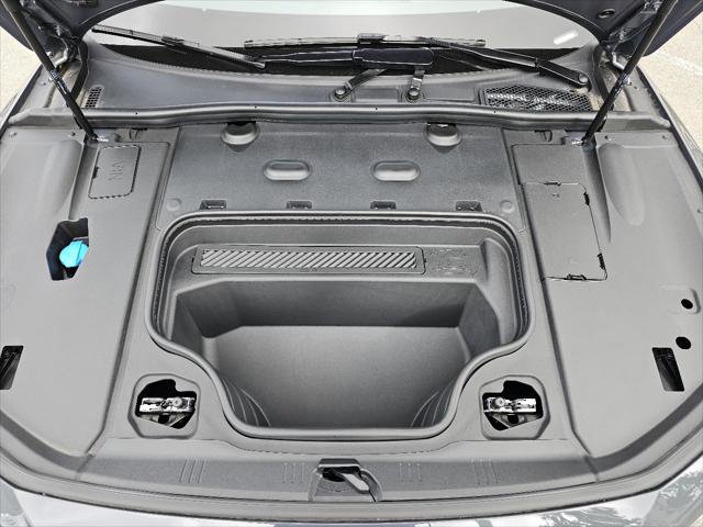 Used 2025 Audi A6 e-tron Premium Plus w/ Premium Plus AWD/4WD image 8