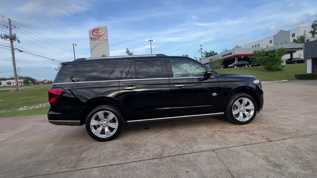 Used 2024 Ford Expedition Max King Ranch image 8