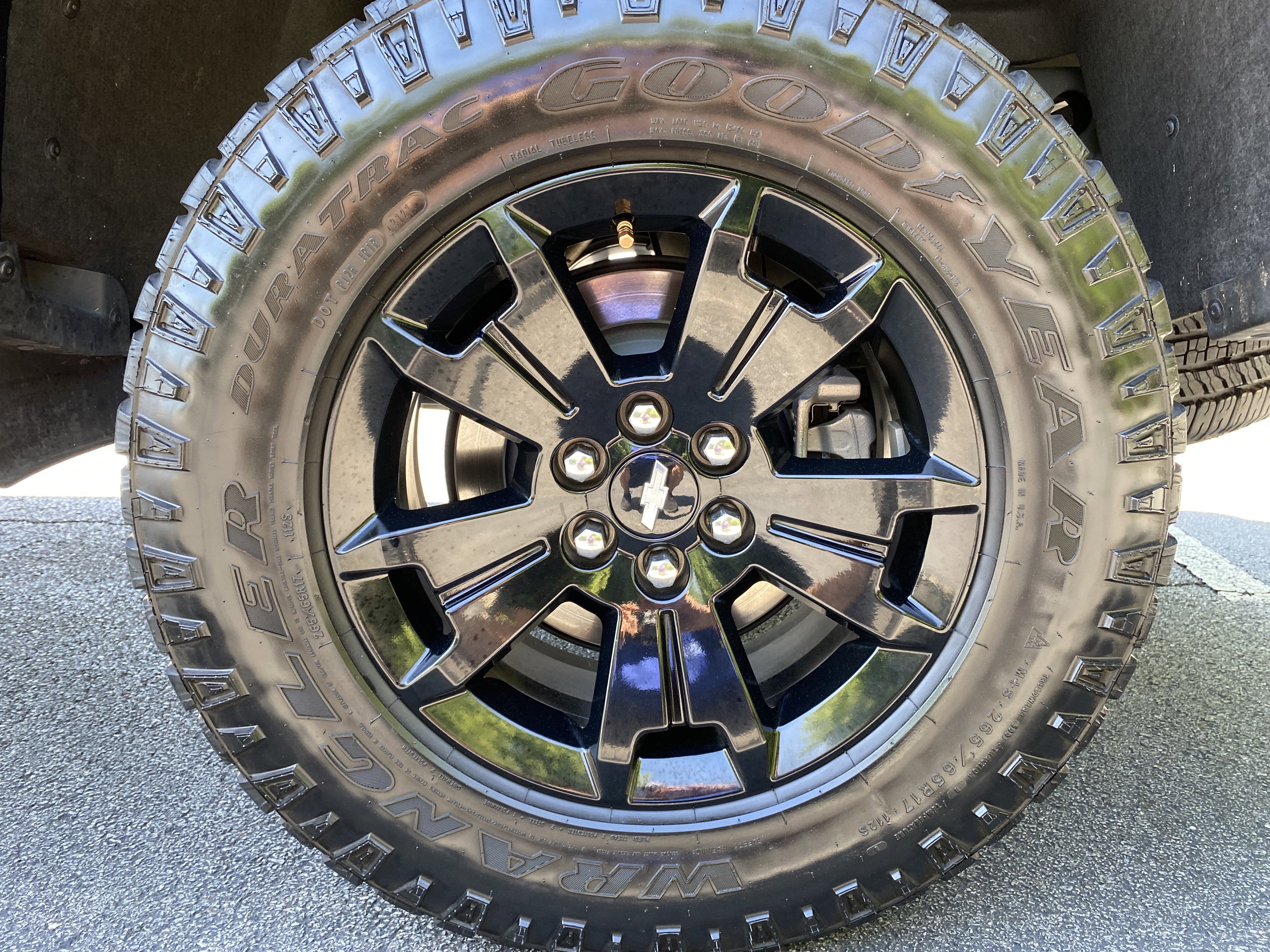 Used 2022 Chevrolet Colorado LT w/ Luxury Package RWD image 39