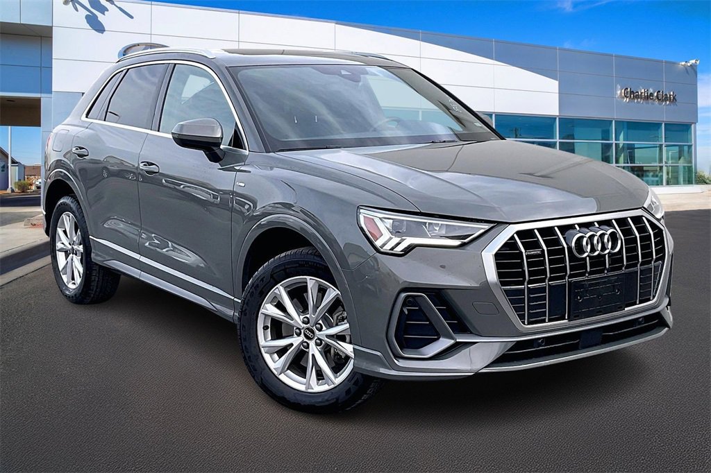 Used 2025 Audi Q3 2.0T Premium image 11