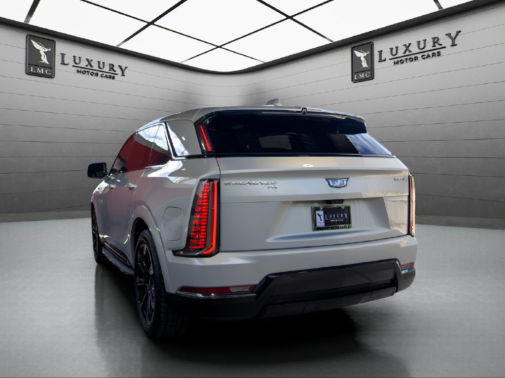 Used 2025 Cadillac Escalade IQ Sport 2 AWD/4WD image 6