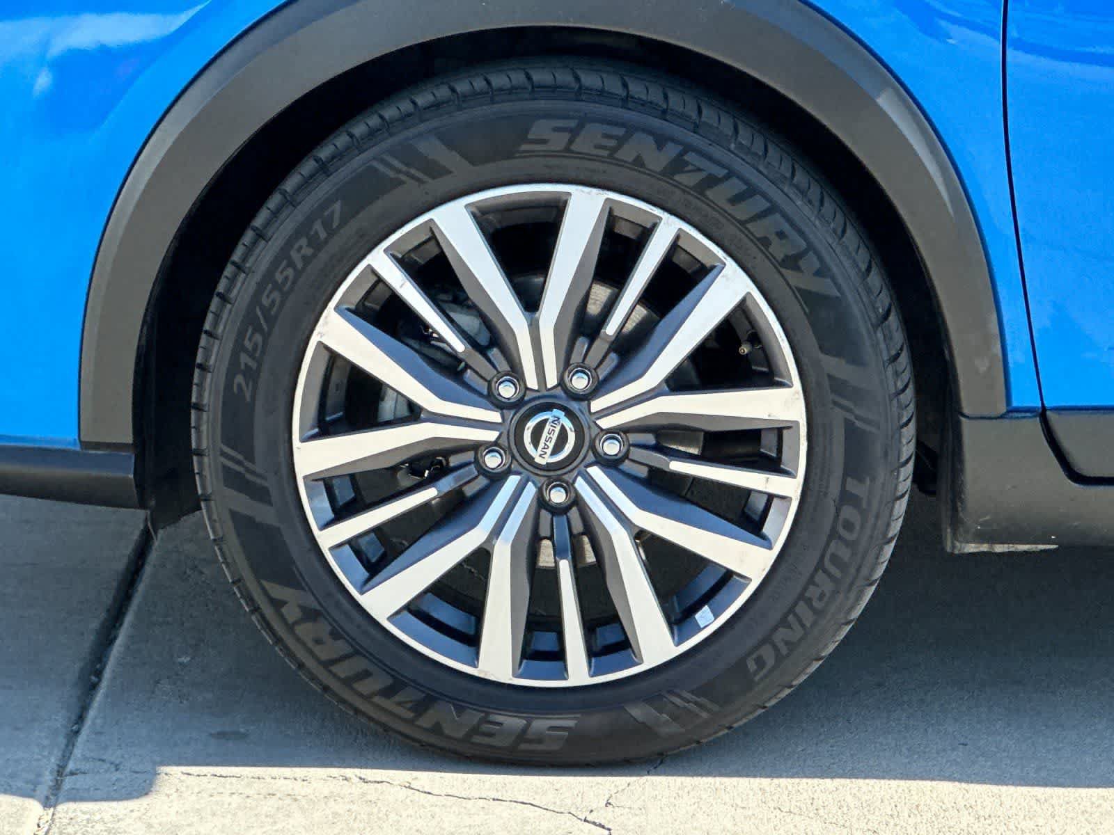 Used 2021 Nissan Kicks SV FWD image 27