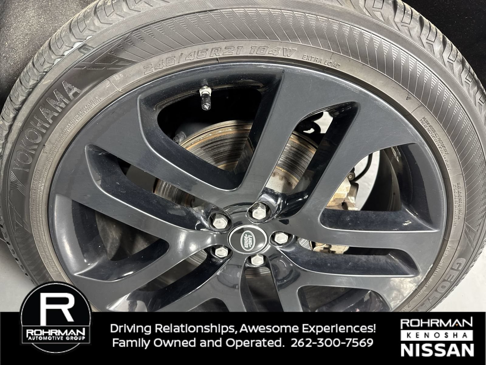 Used 2020 Land Rover Range Rover Evoque R-Dynamic S AWD/4WD image 5