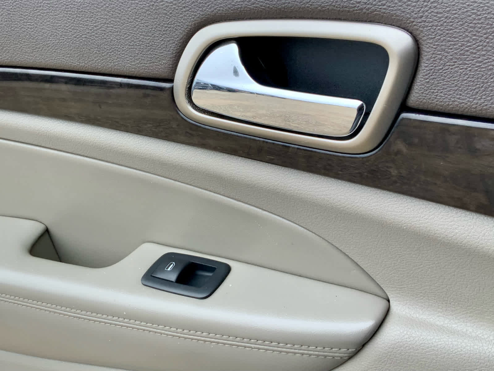 Used 2012 Jeep Grand Cherokee Laredo image 50