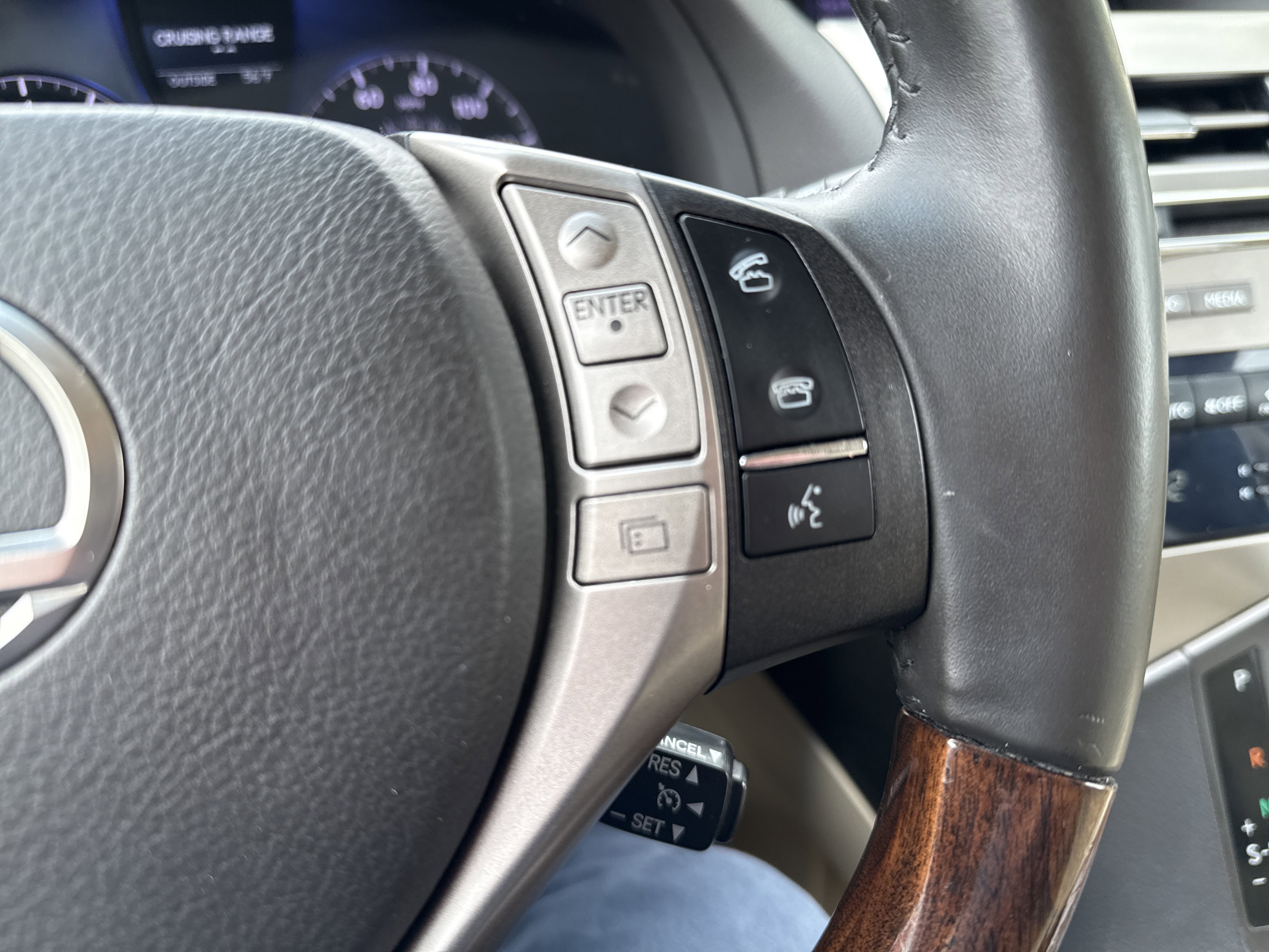 Used 2013 Lexus RX 350 AWD w/ Premium Pkg image 27