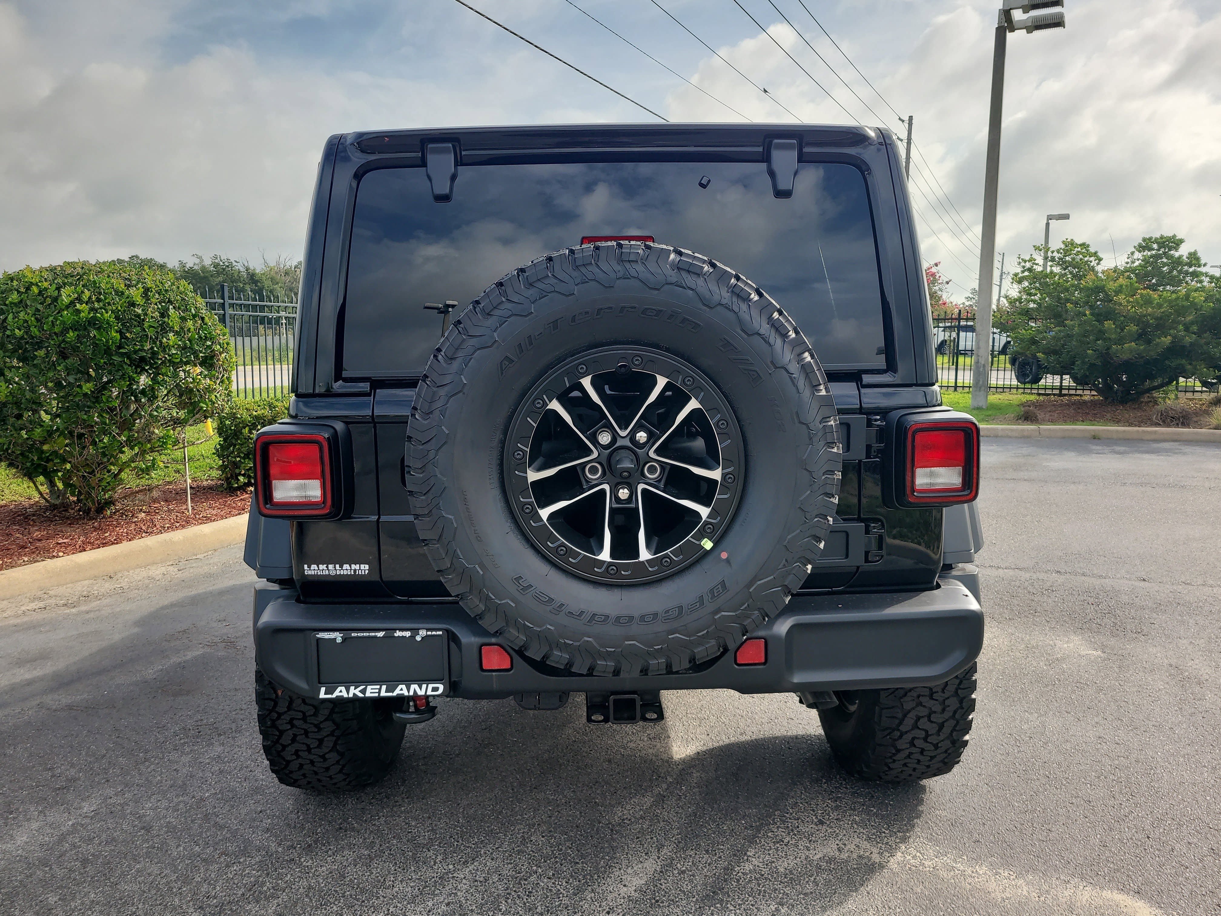 New 2026 Jeep Wrangler Unlimited Sport AWD/4WD image 7