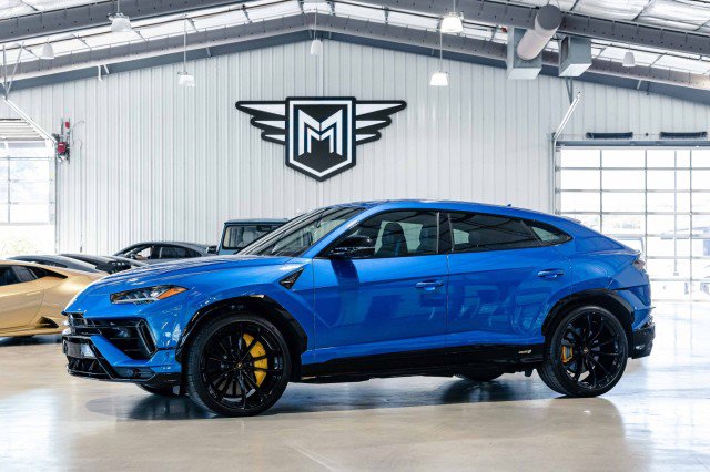 Used 2023 Lamborghini Urus S