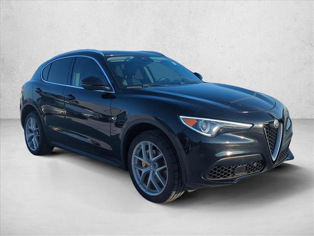 Used 2019 Alfa Romeo Stelvio Ti Lusso w/ Quick Order Package 22X Lusso image 3