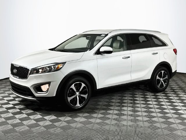 Used 2017 Kia Sorento EX FWD image 4