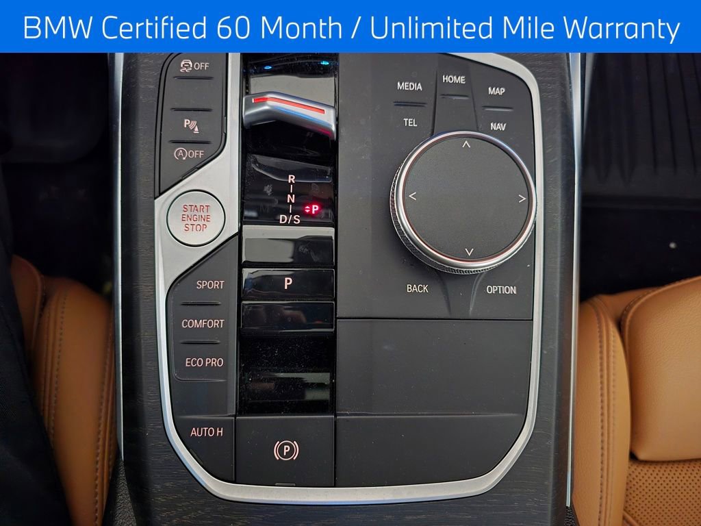 Certified 2023 BMW 330i xDrive Sedan w/ Premium Package AWD/4WD image 23