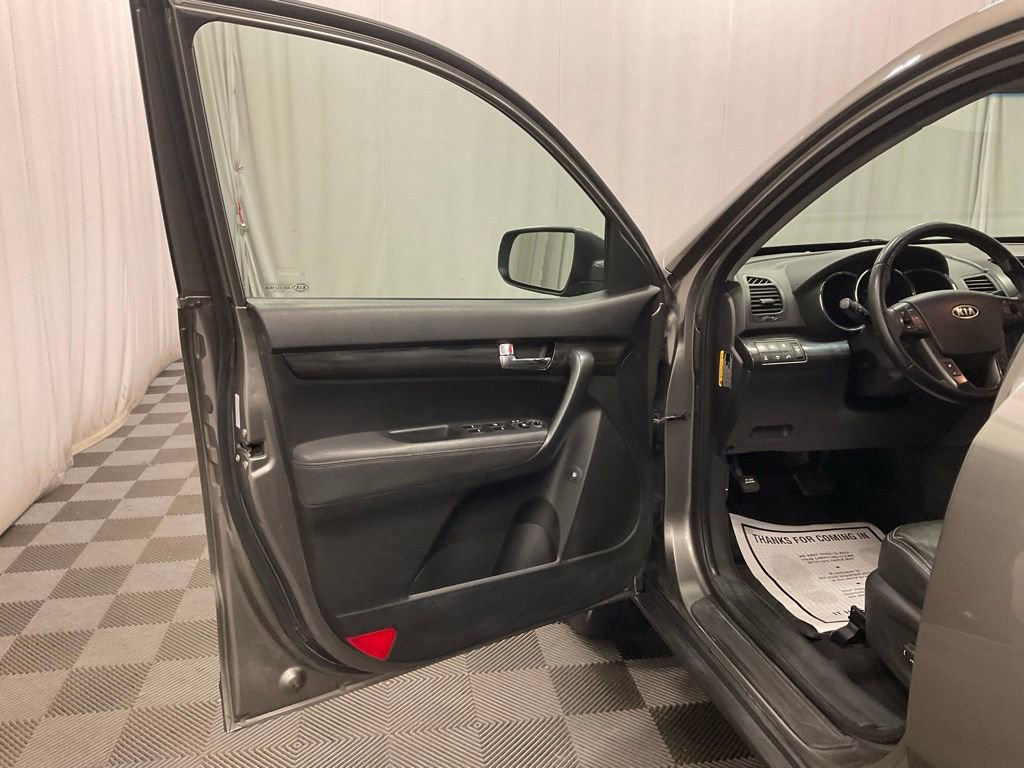 Used 2013 Kia Sorento EX AWD/4WD image 22