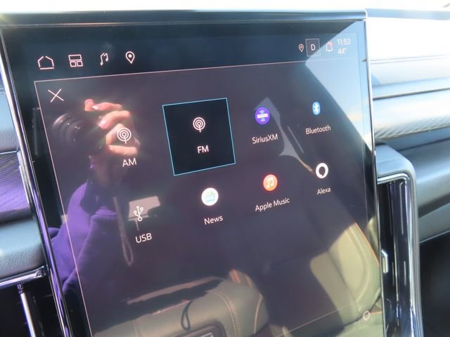 Used 2025 GMC Yukon AT4 w/ AT4 Premium Plus Package image 25