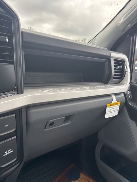 New 2026 Ford F550 4x4 Regular Cab Super Duty image 38