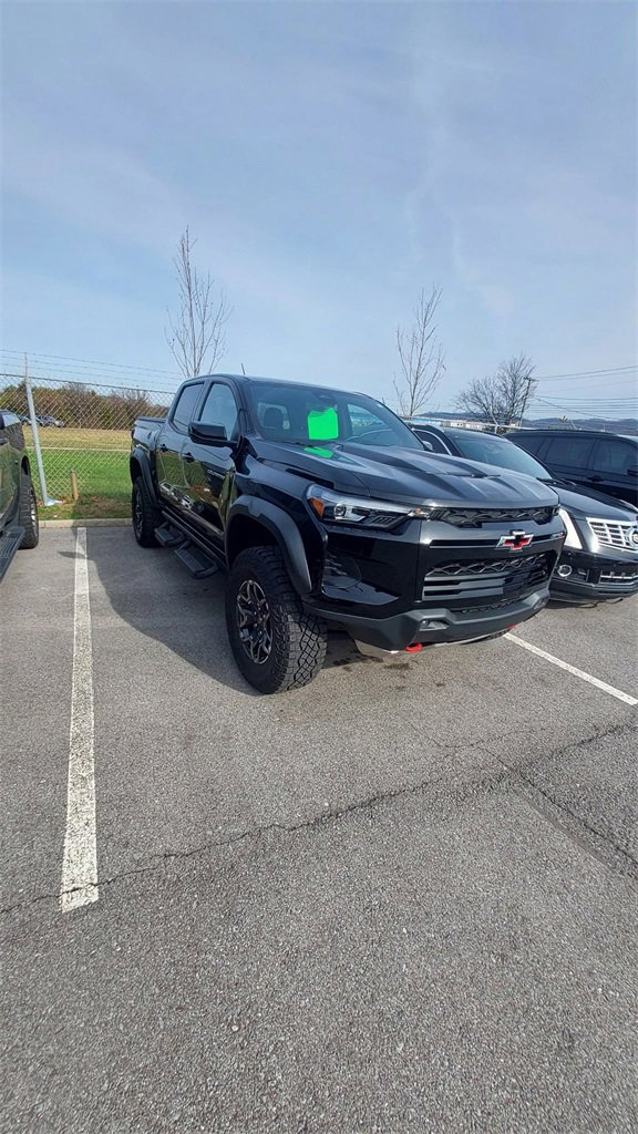 Used 2024 Chevrolet Colorado ZR2 w/ ZR2 Convenience Package III