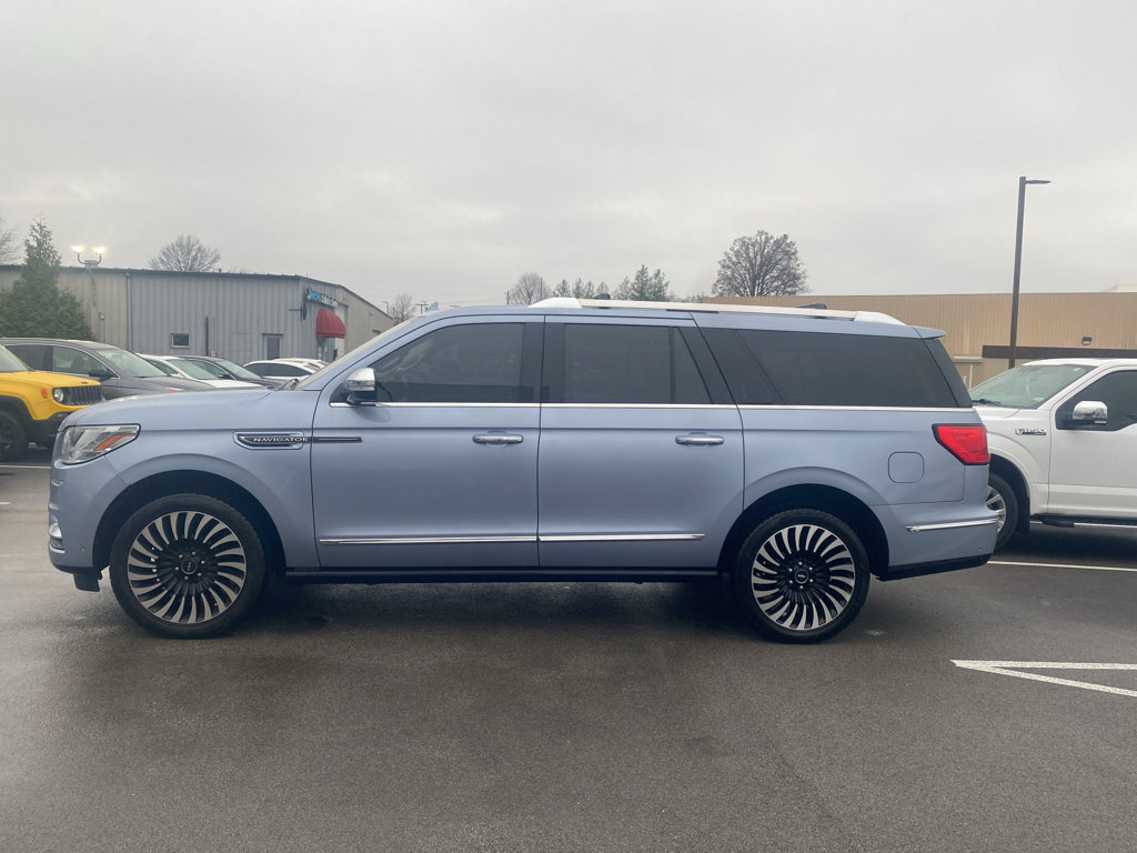 Used 2019 Lincoln Navigator L Black Label w/ Cargo Package image 3