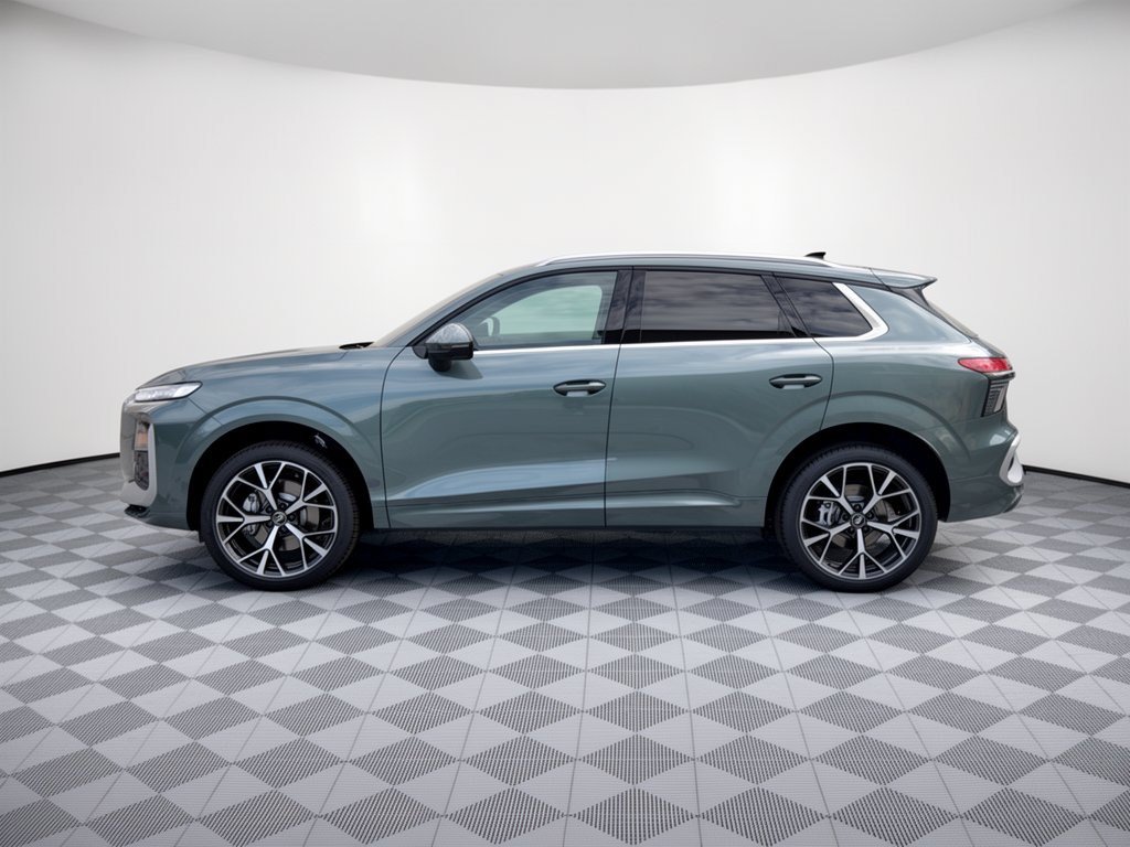 New 2026 Audi Q3 quattro 2.0T AWD/4WD image 2