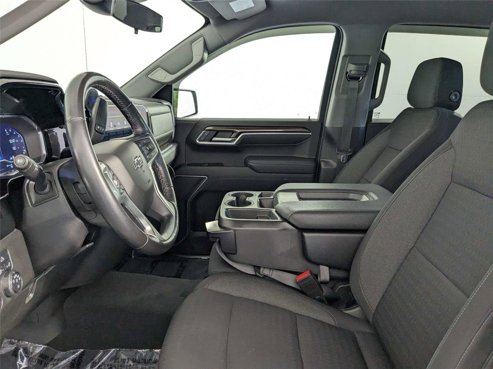 Used 2022 Chevrolet Silverado 1500 RST AWD/4WD image 11