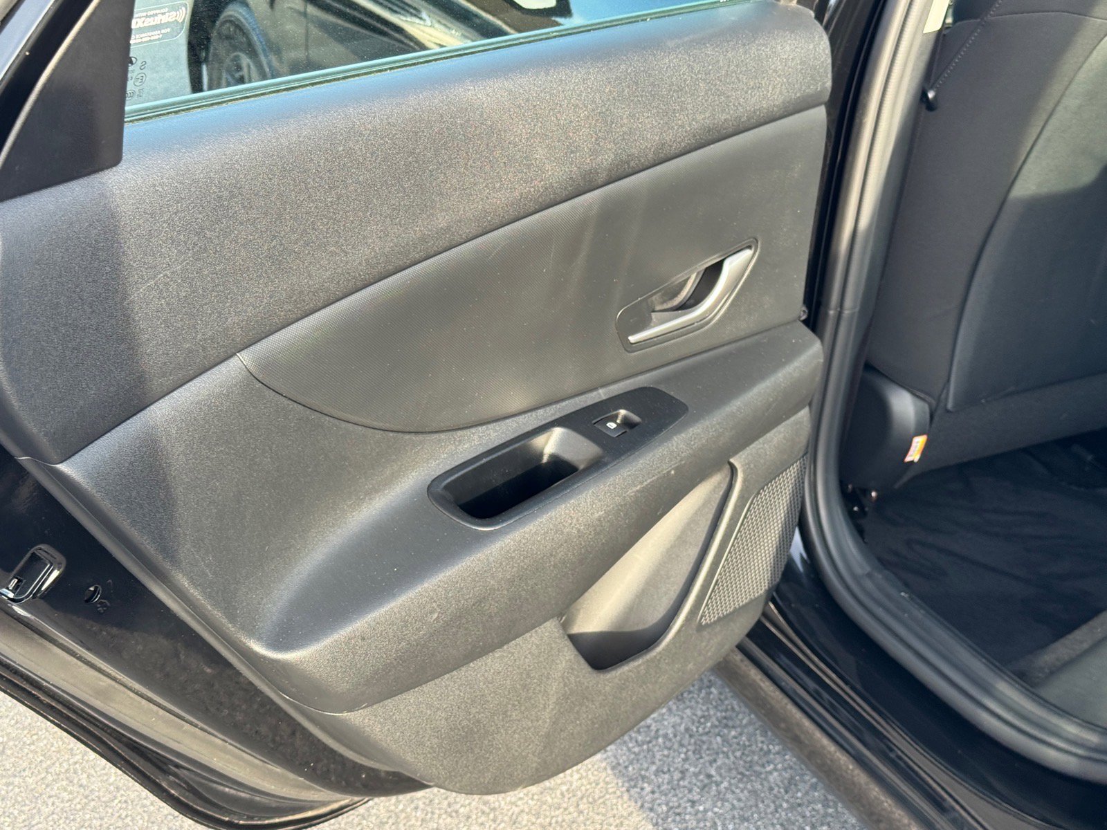 Used 2023 Hyundai Elantra SEL FWD image 17