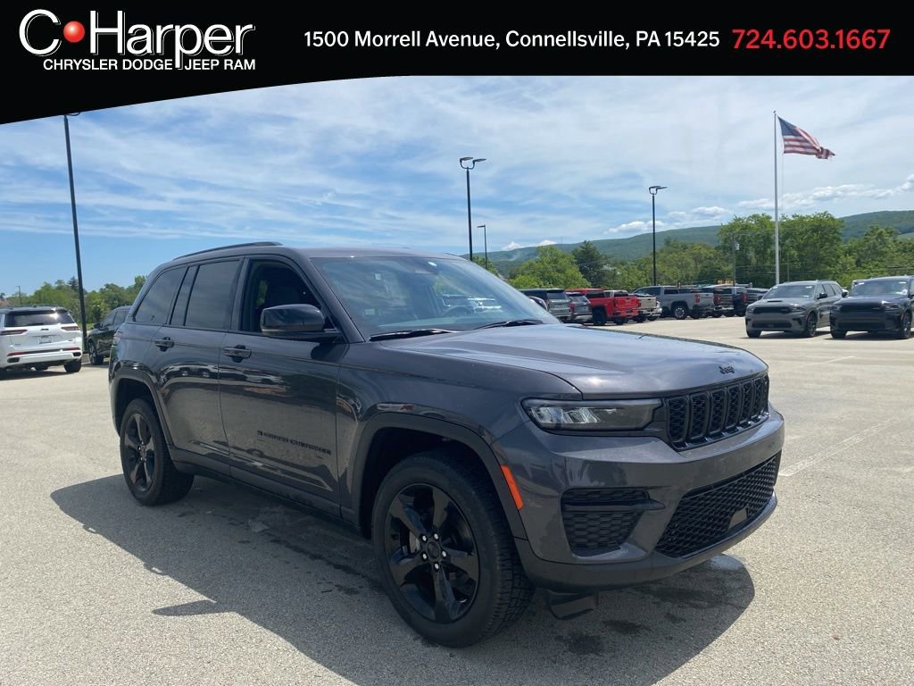Used 2023 Jeep Grand Cherokee Altitude AWD/4WD video 1