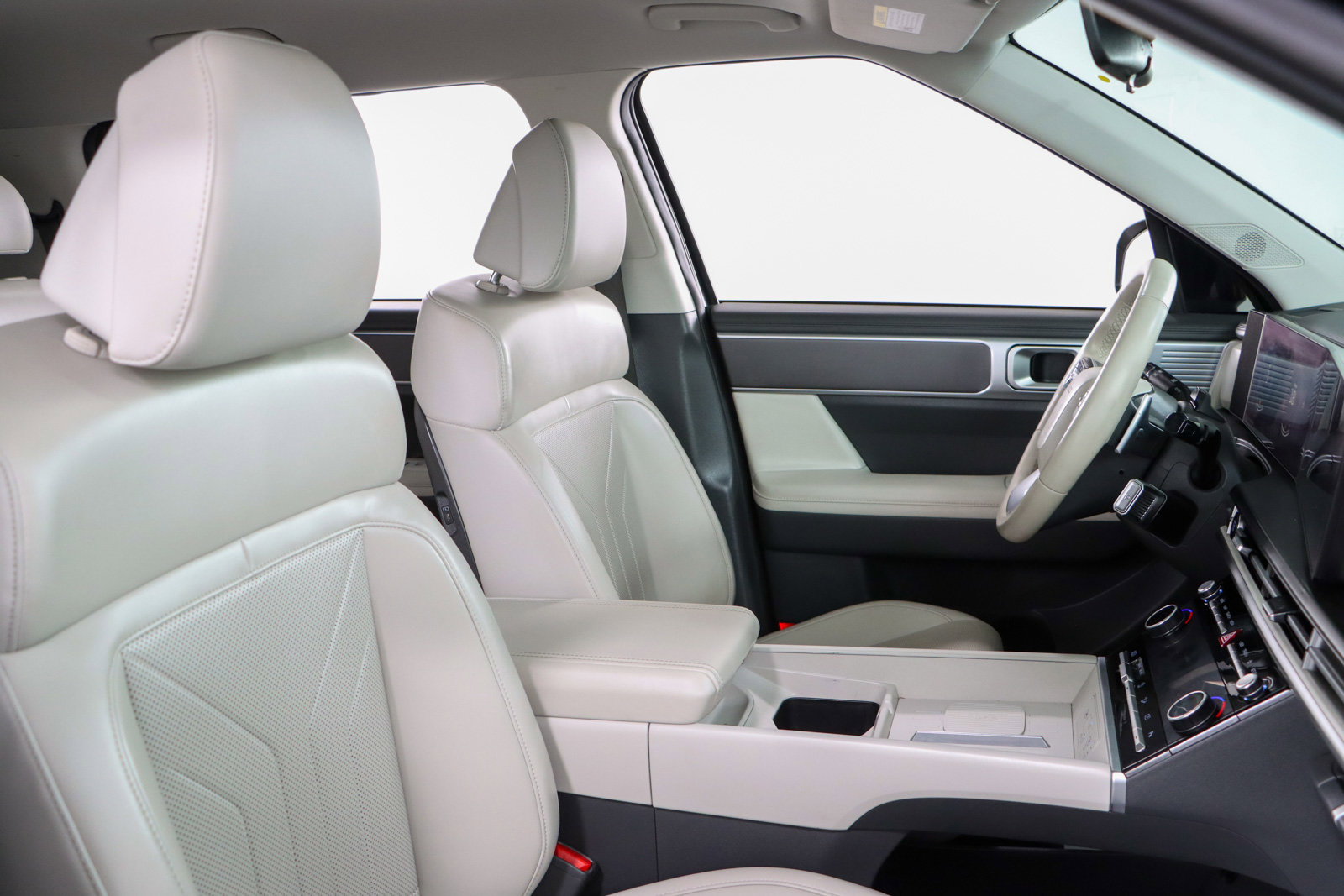 Used 2024 Hyundai Santa Fe SEL image 27