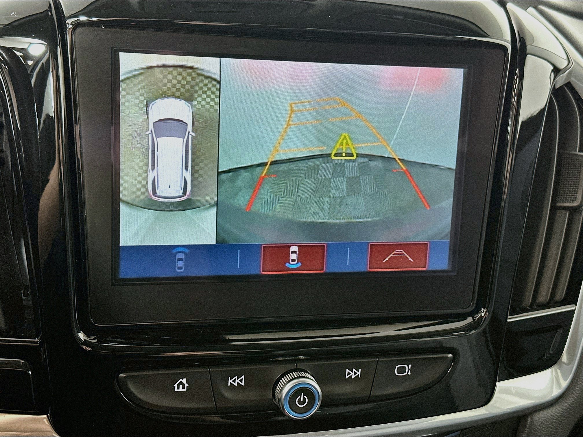 Used 2019 Chevrolet Traverse Premier AWD/4WD image 14