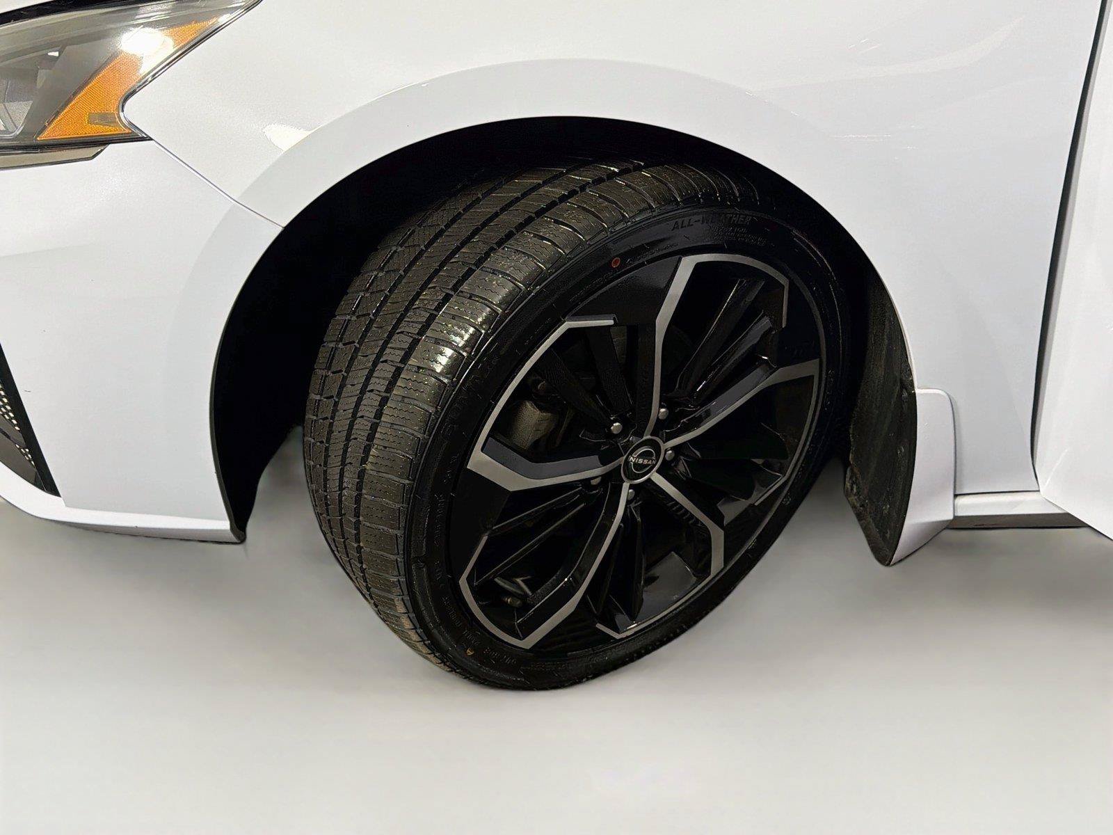 Used 2023 Nissan Altima 2.5 SR AWD/4WD image 36