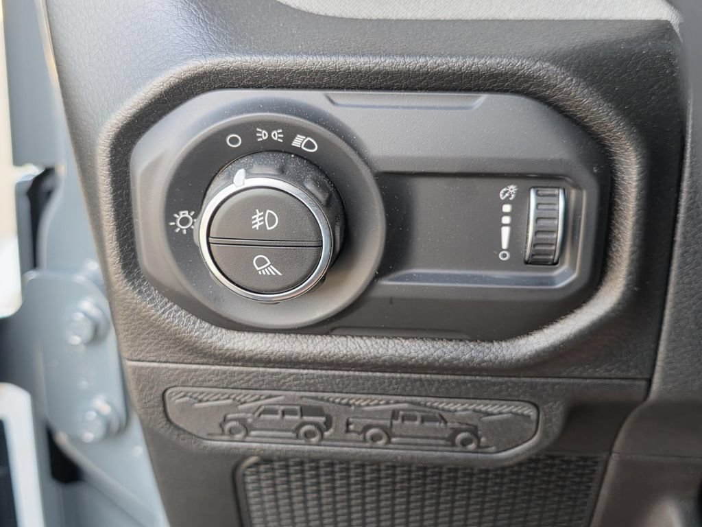 New 2026 Jeep Gladiator Sport AWD/4WD image 24
