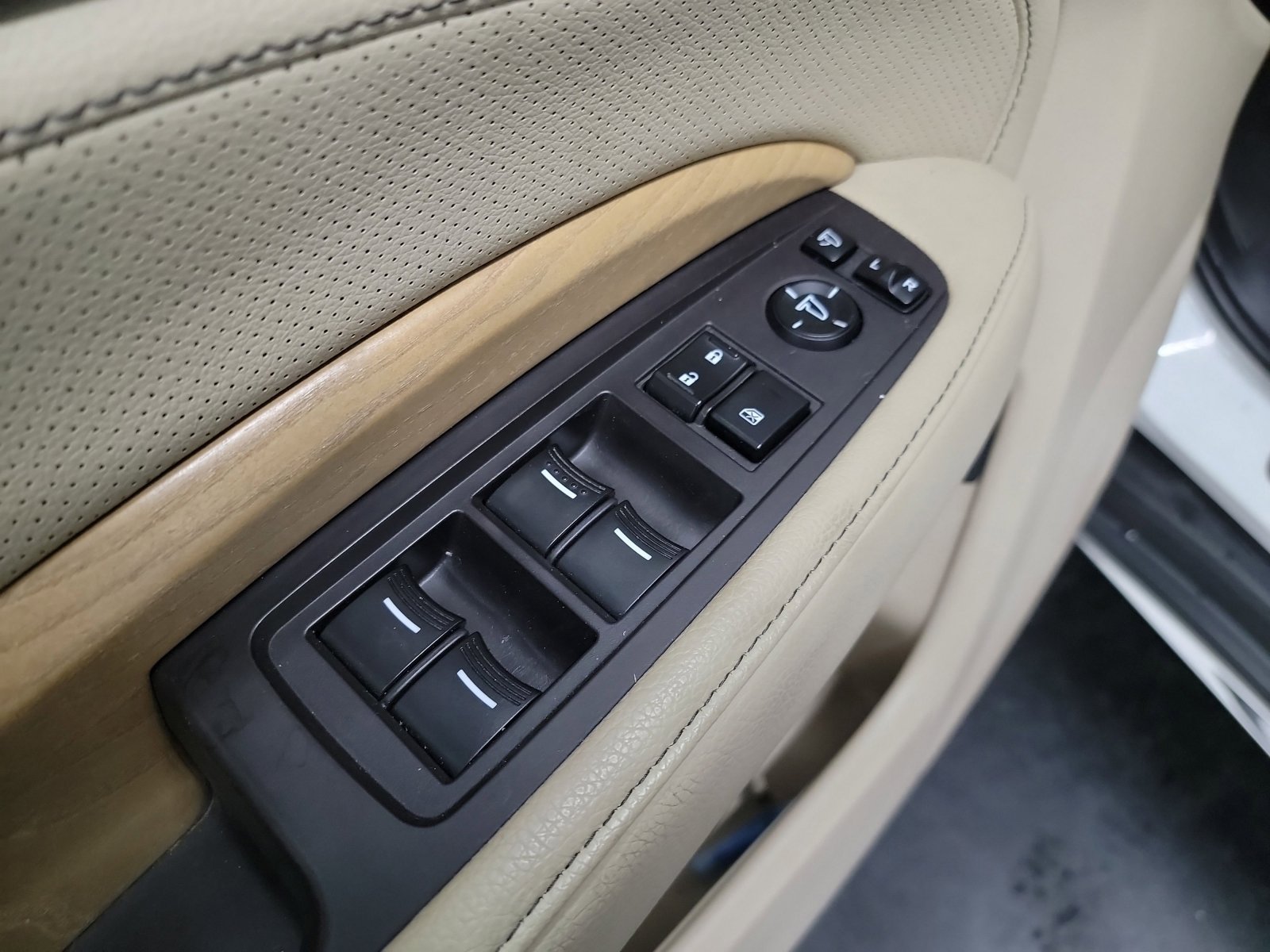 Used 2019 Acura MDX SH-AWD w/ Technology Package image 14