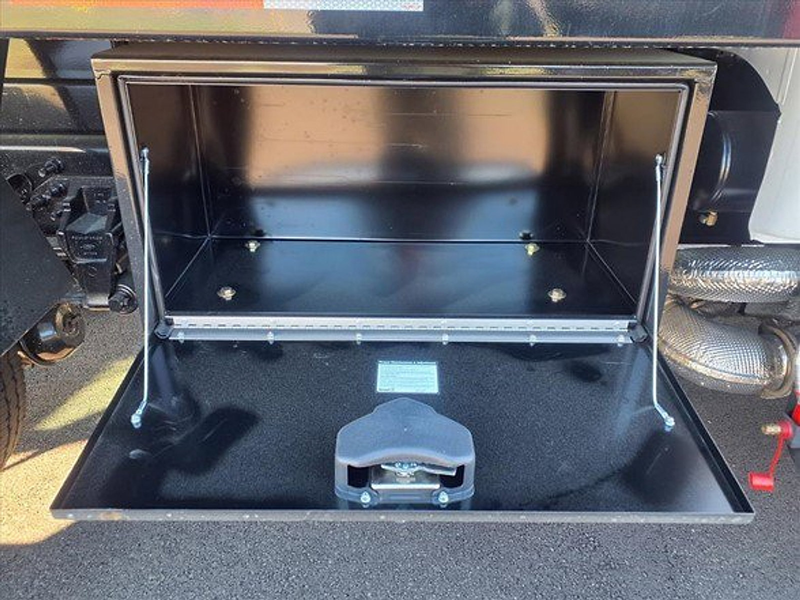 New 2027 Ford F750 2WD Regular Cab Super Duty image 12