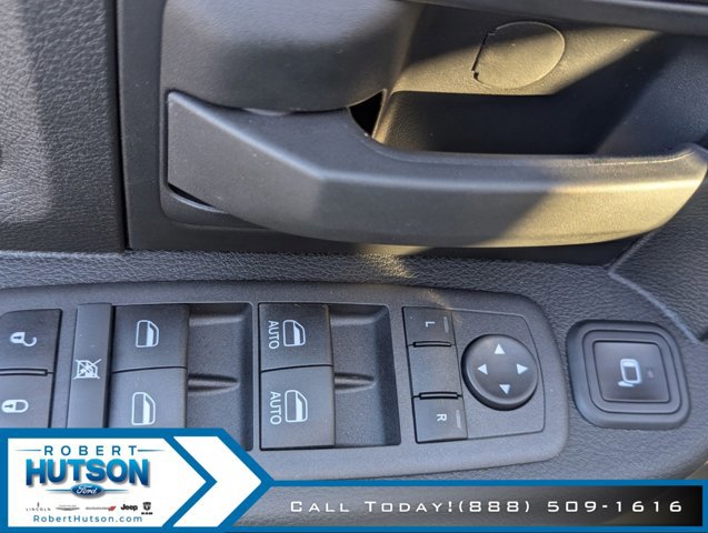 New 2024 RAM 5500 Tradesman w/ Chrome Appearance Group image 16