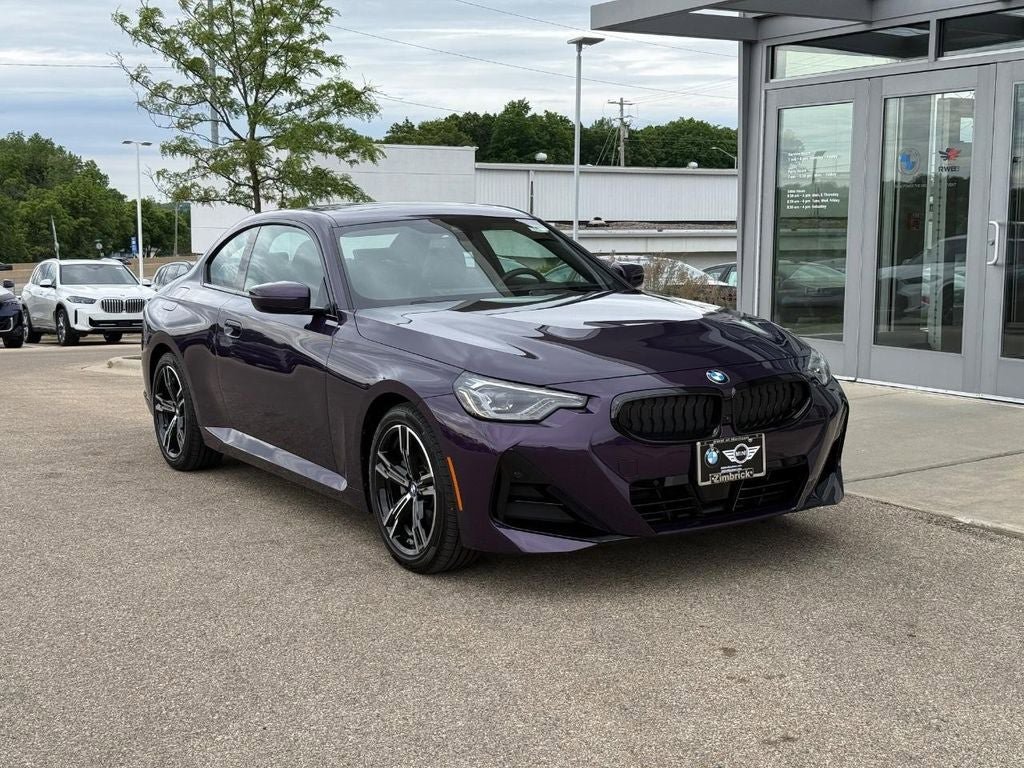 Used 2025 BMW 230i xDrive Coupe w/ M Sport Package AWD/4WD image 1