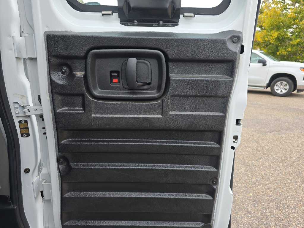 Used 2021 Chevrolet Express 2500 w/ Driver Convenience Package image 26