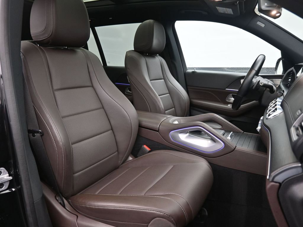 Used 2022 Mercedes-Benz GLS 450 4MATIC w/ Warmth & Comfort Package image 27