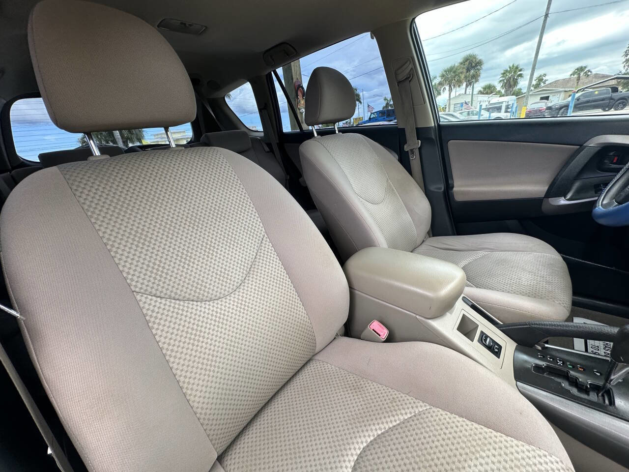 Used 2007 Toyota RAV4 2WD image 18