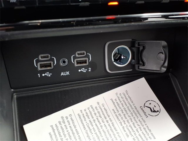 New 2025 Jeep Grand Cherokee L Altitude image 9