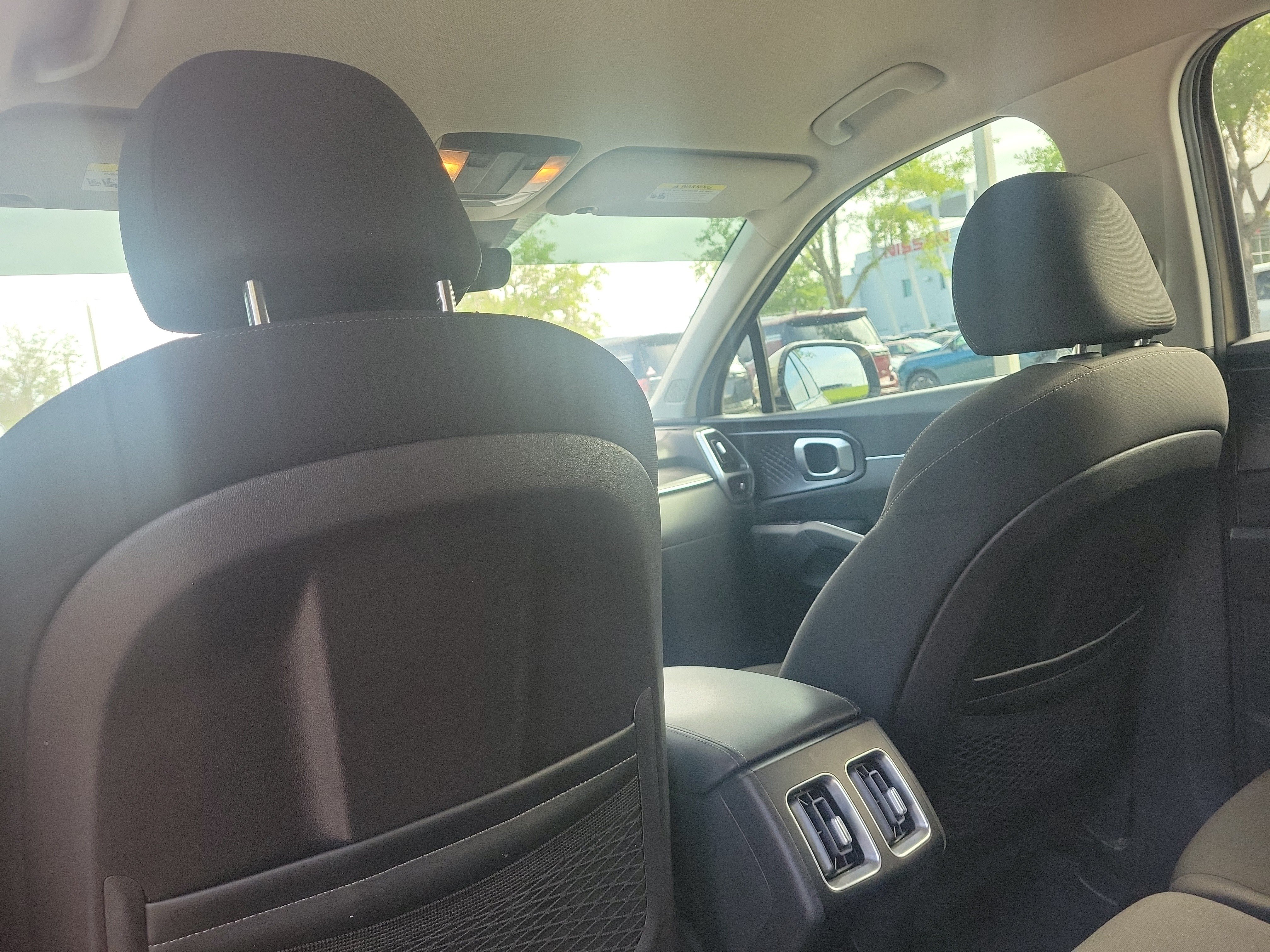 Used 2021 Kia Sorento LX FWD image 20
