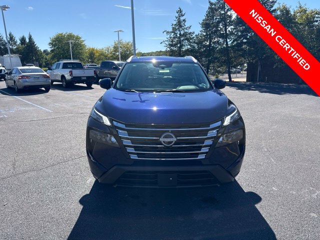Certified 2024 Nissan Rogue SV w/ SV Premium Package AWD/4WD image 3