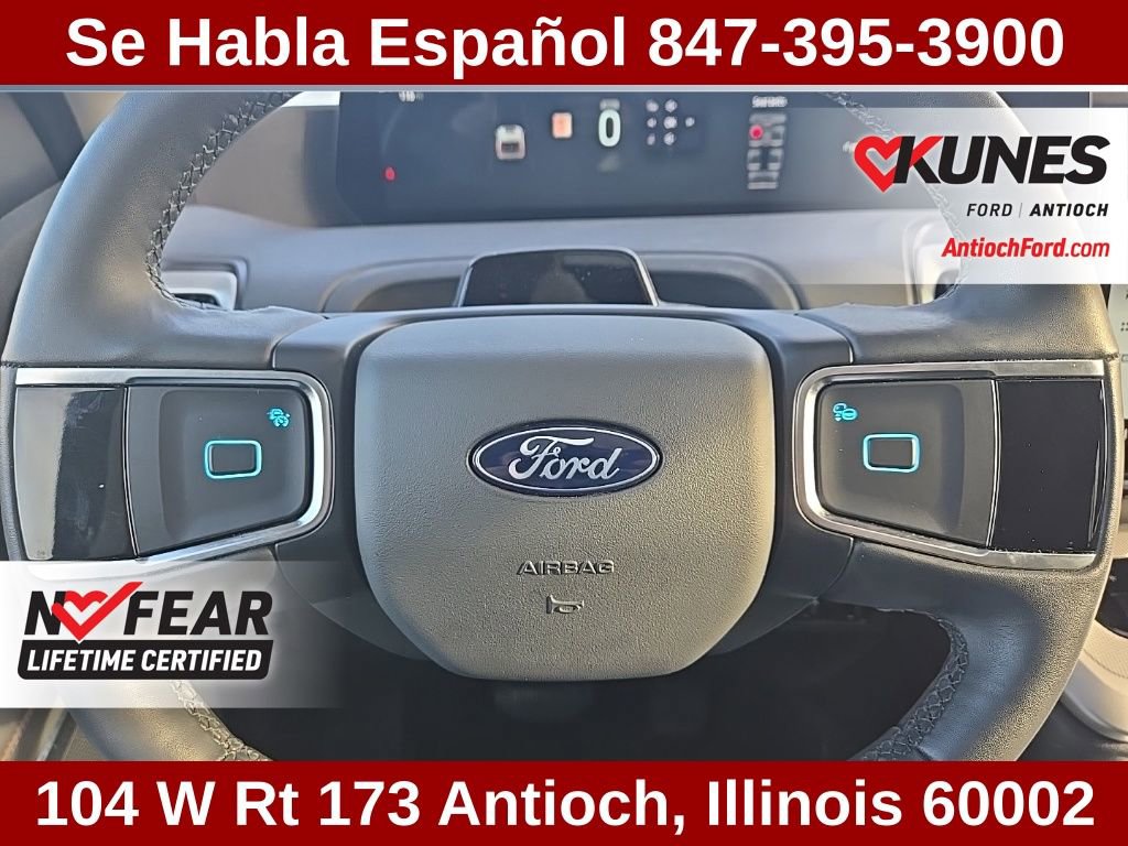 Used 2025 Ford Expedition Active image 36